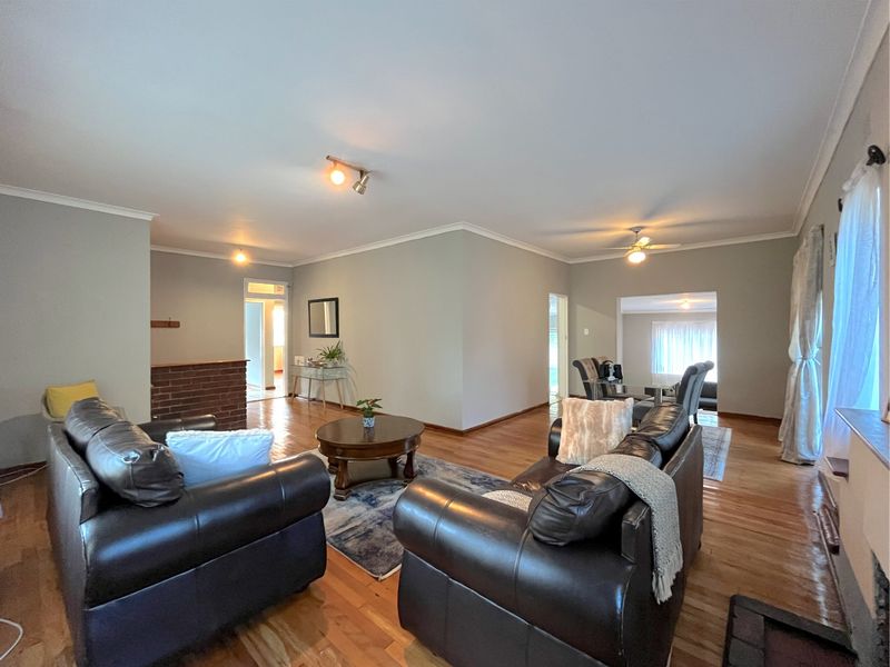 House For Sale In Port Elizabeth - Photo 5