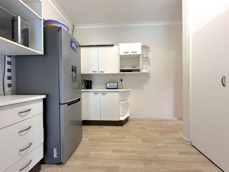 House For Sale In Port Elizabeth - Photo 9