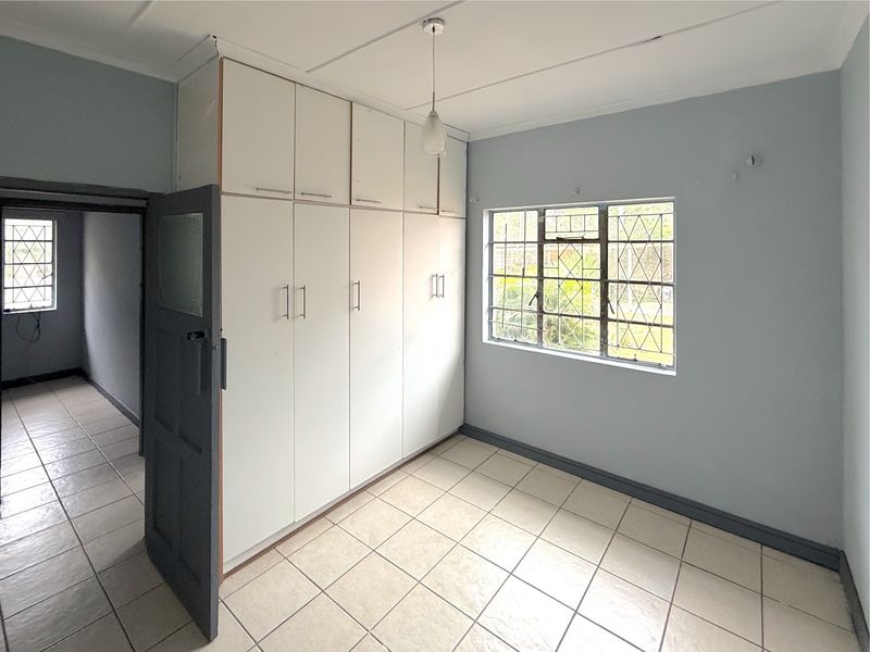 House For Sale In East London - Photo 7