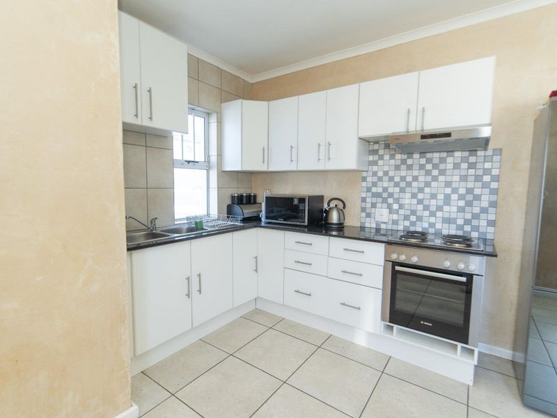 House For Sale In Port Elizabeth - Photo 6