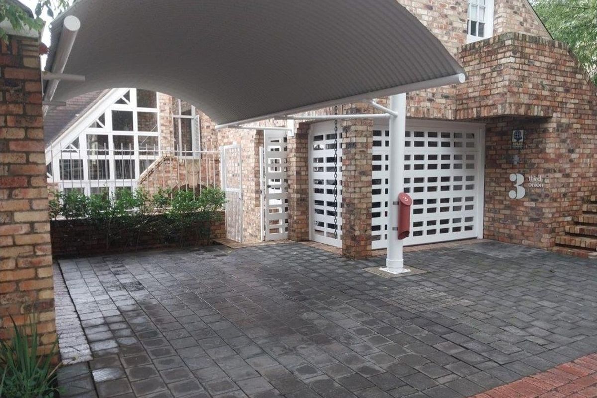 Townhouse For Sale In Port Elizabeth - Photo 5