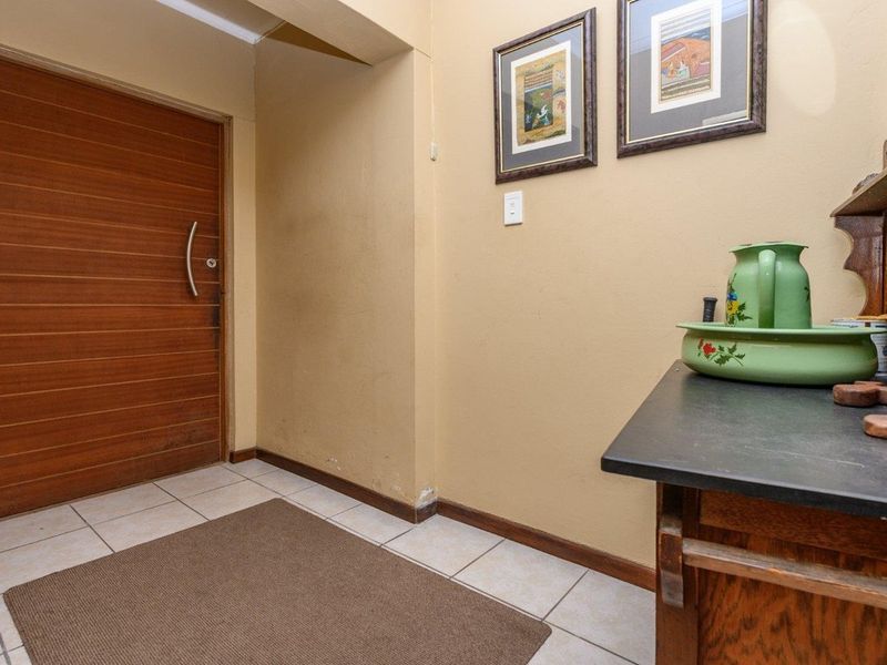 House For Sale In Port Elizabeth - Photo 10