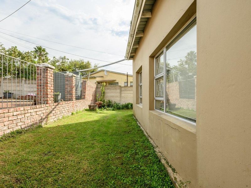 House For Sale In Port Elizabeth - Photo 7