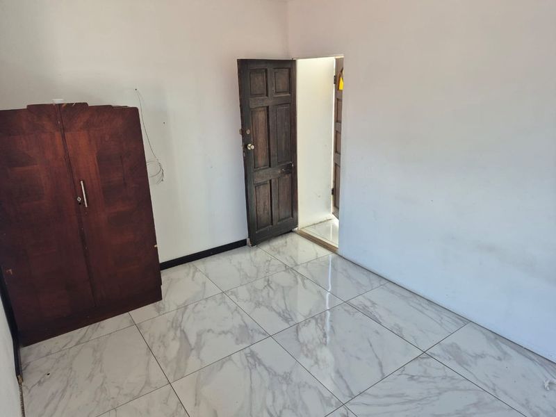 House For Sale In Port Elizabeth - Photo 10