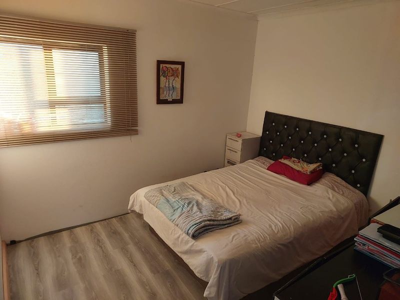 House For Sale In Port Elizabeth - Photo 9