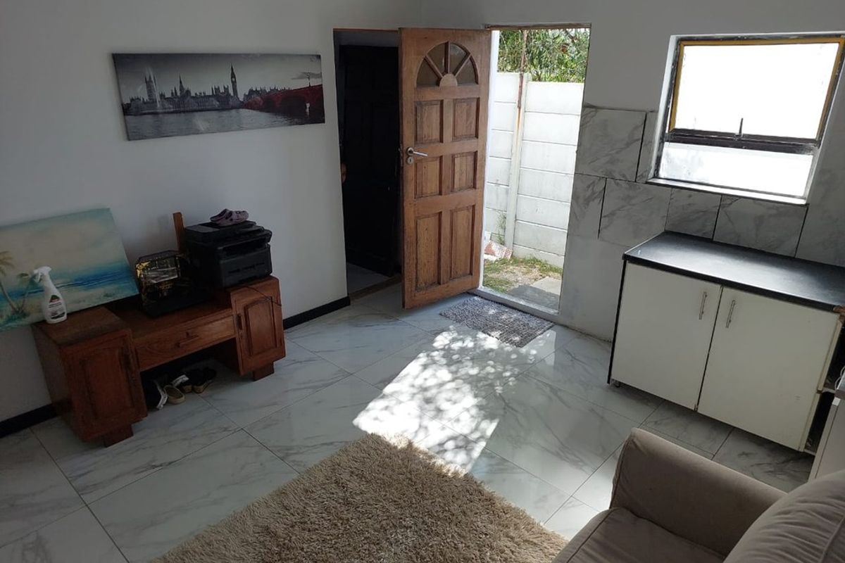 House For Sale In Port Elizabeth - Photo 3