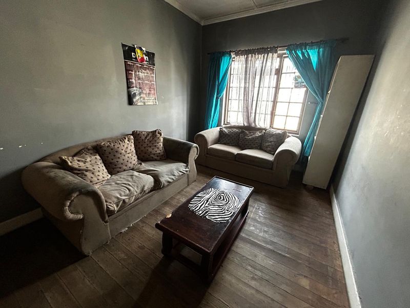 House For Sale In Port Elizabeth - Photo 8