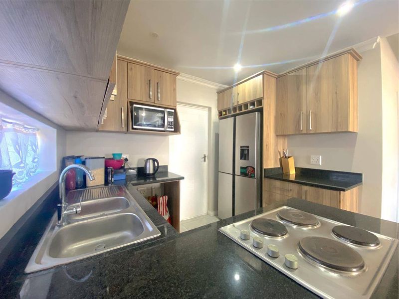 House For Sale In Port Elizabeth - Photo 5