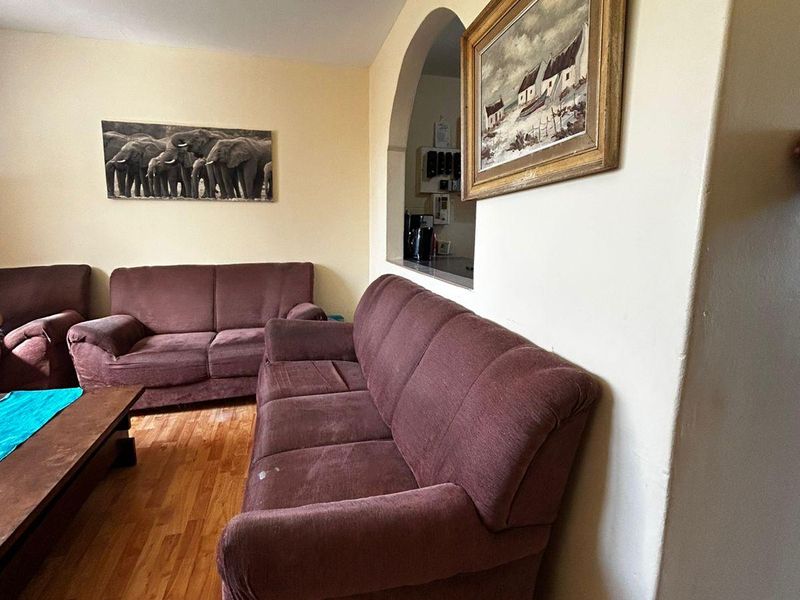 Apartment For Sale In Port Elizabeth - Photo 8