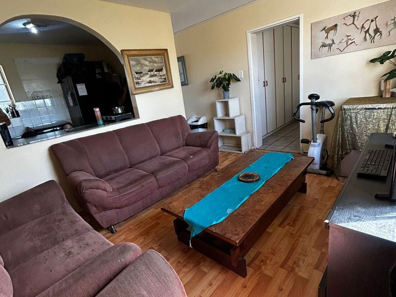 Apartment For Sale In Port Elizabeth - Photo 6