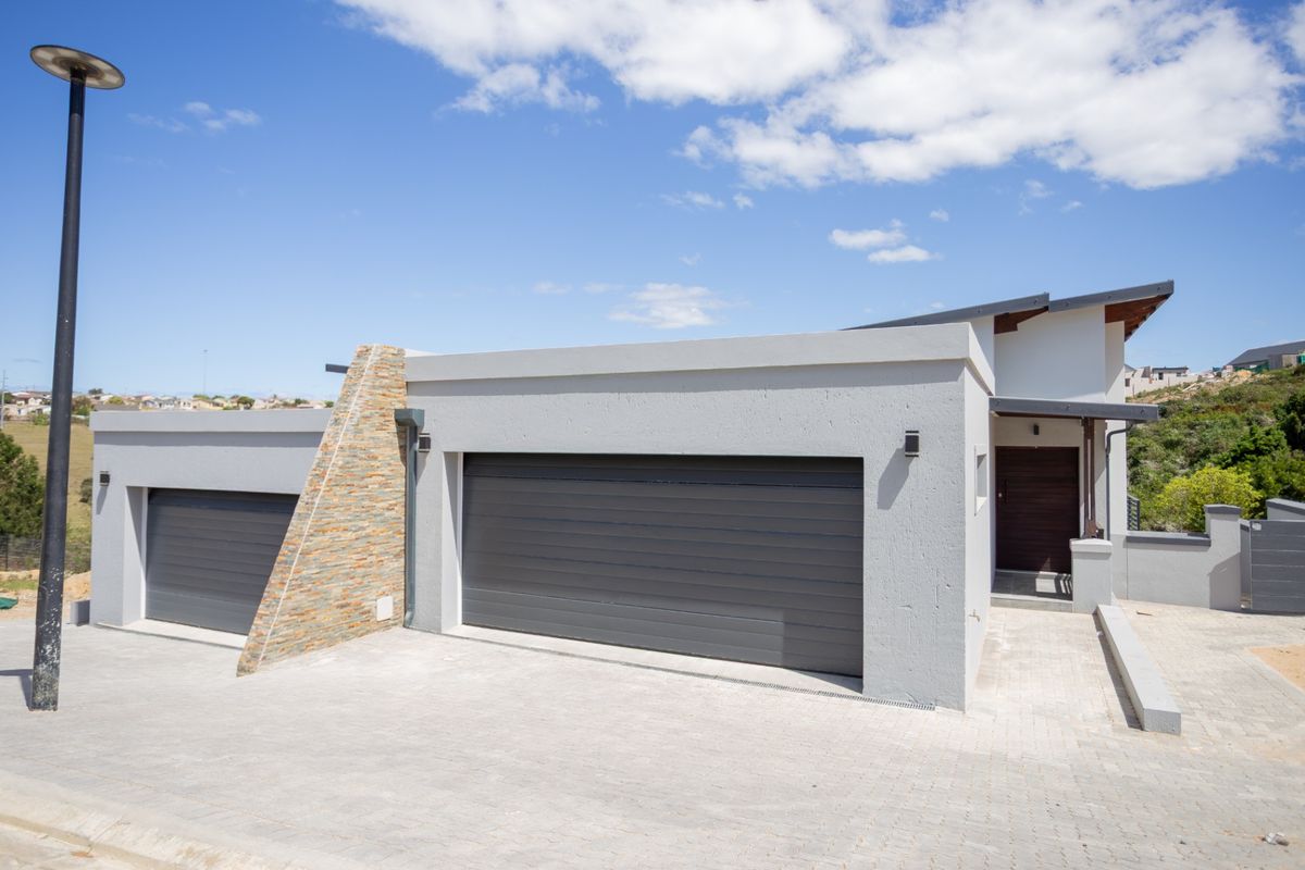 House For Sale In George - Photo 2