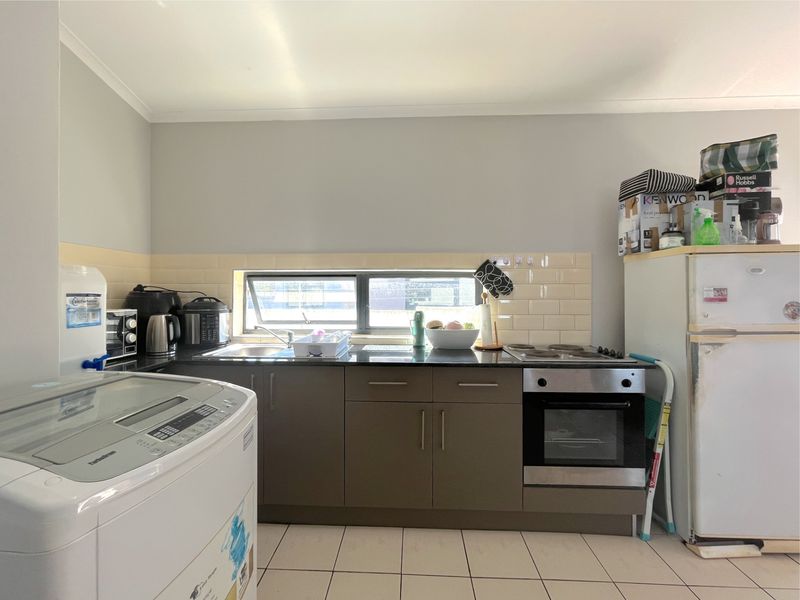 Townhouse For Sale In Port Elizabeth - Photo 6