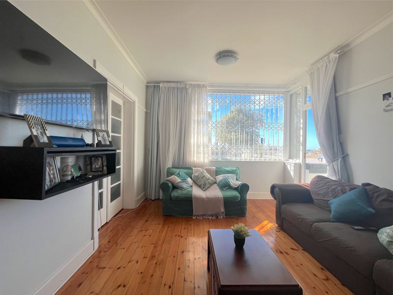 Apartment For Sale In Port Elizabeth - Photo 4