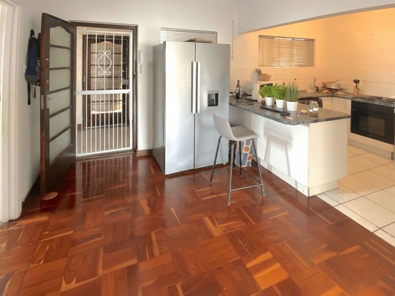 Apartment Pending Sale In Port Elizabeth - Photo 2