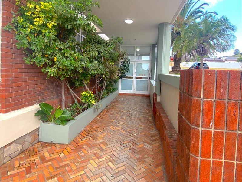 Apartment For Sale In Port Elizabeth - Photo 5