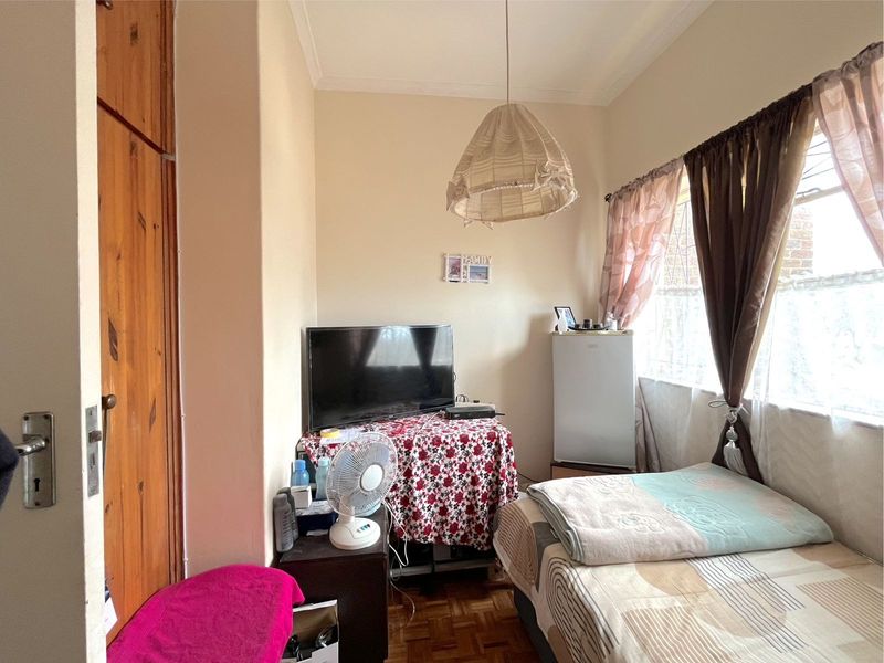 Apartment For Sale In Port Elizabeth - Photo 7