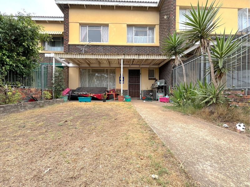 Apartment For Sale In Port Elizabeth - Photo 10