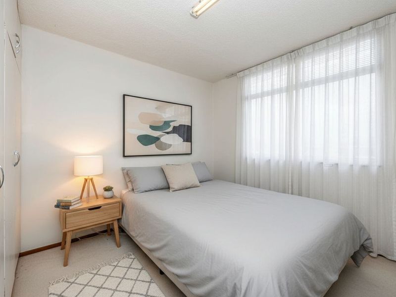 Apartment For Sale In Port Elizabeth - Photo 8