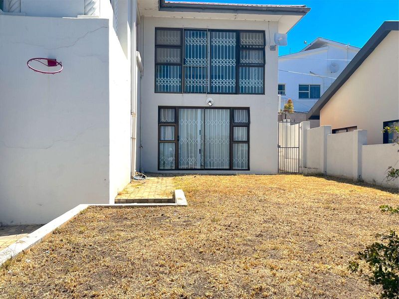House Rental Monthly In Port Elizabeth - Photo 3