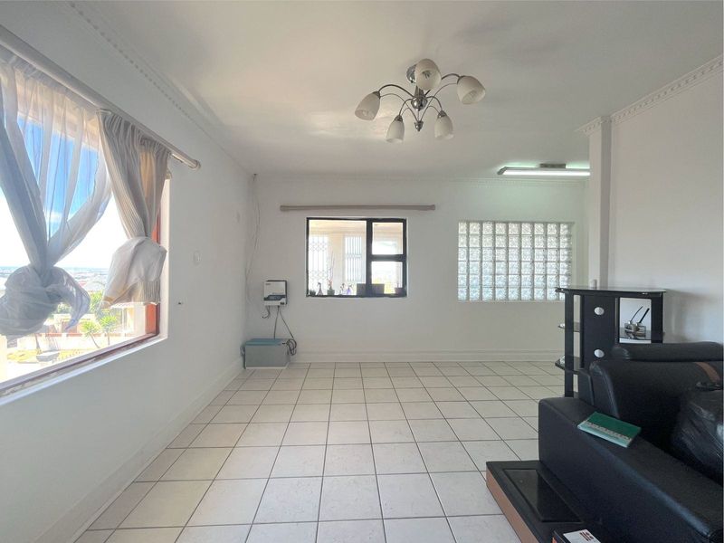 House Rental Monthly In Port Elizabeth - Photo 8