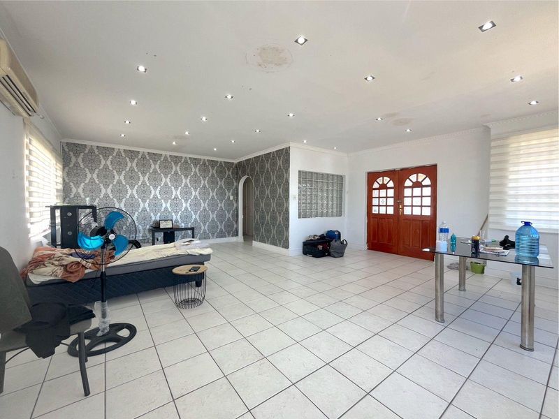 House Rental Monthly In Port Elizabeth - Photo 6