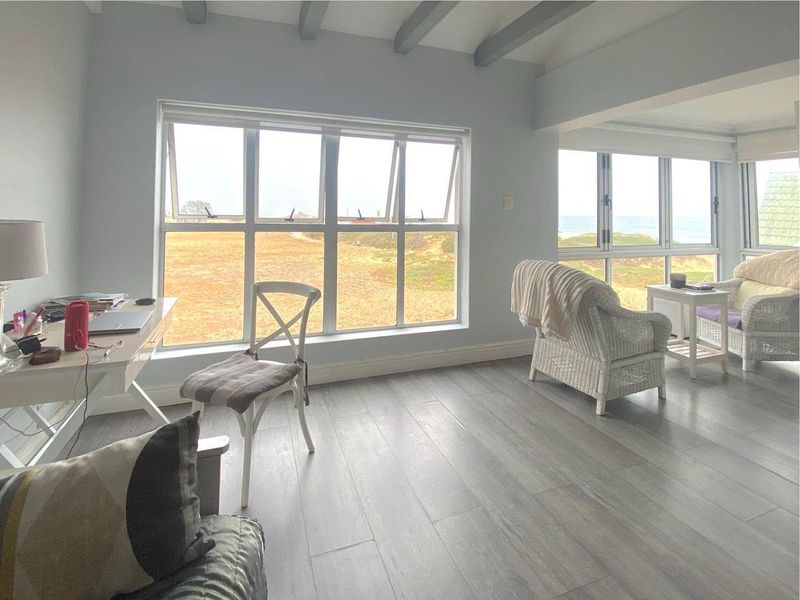 Apartment Rental Monthly In Port Elizabeth - Photo 9