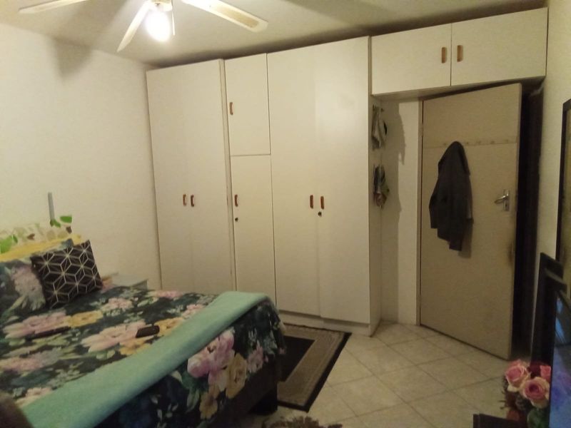 Apartment For Sale In Port Elizabeth - Photo 9