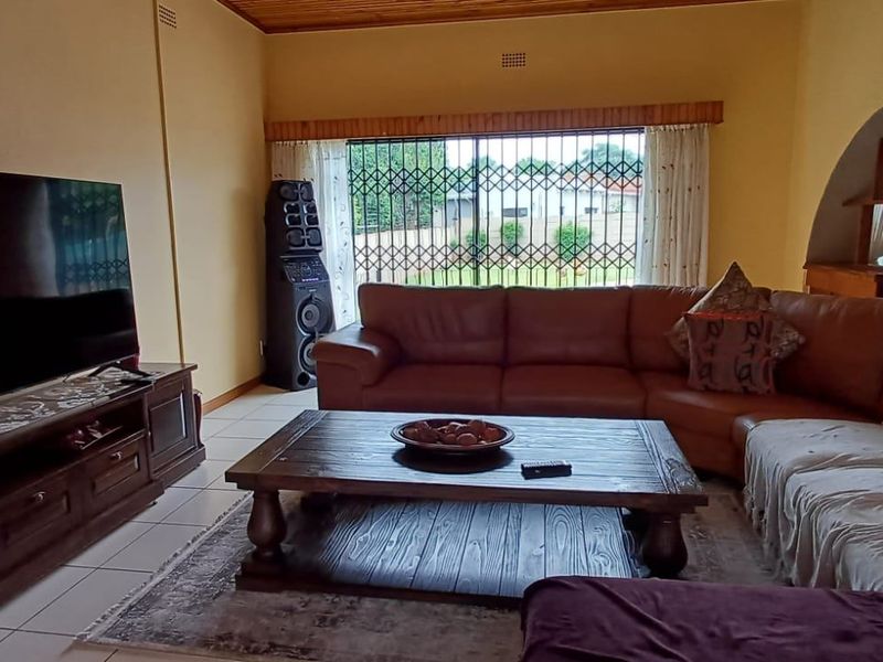 House For Sale In Germiston - Photo 5