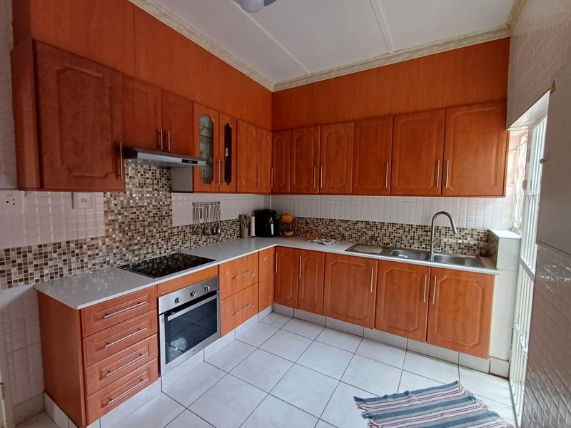 House For Sale In Germiston - Photo 4