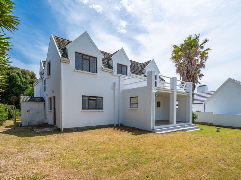 House Rental Monthly In St Francis Bay - Photo 2