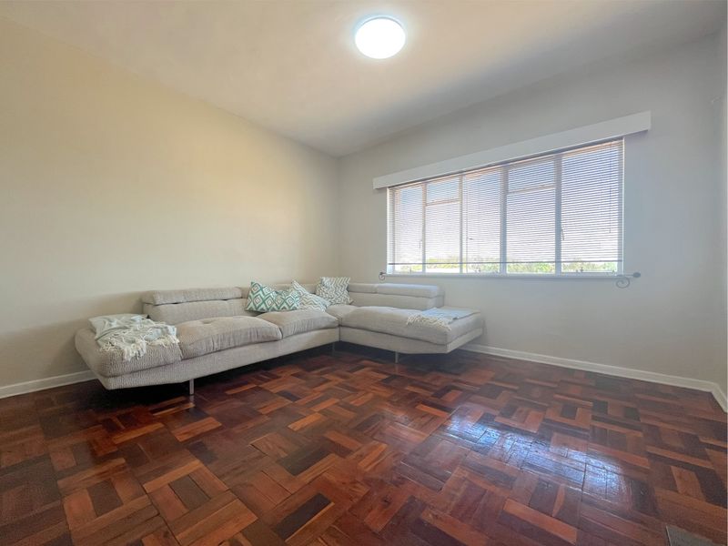 Apartment For Sale In Port Elizabeth - Photo 6