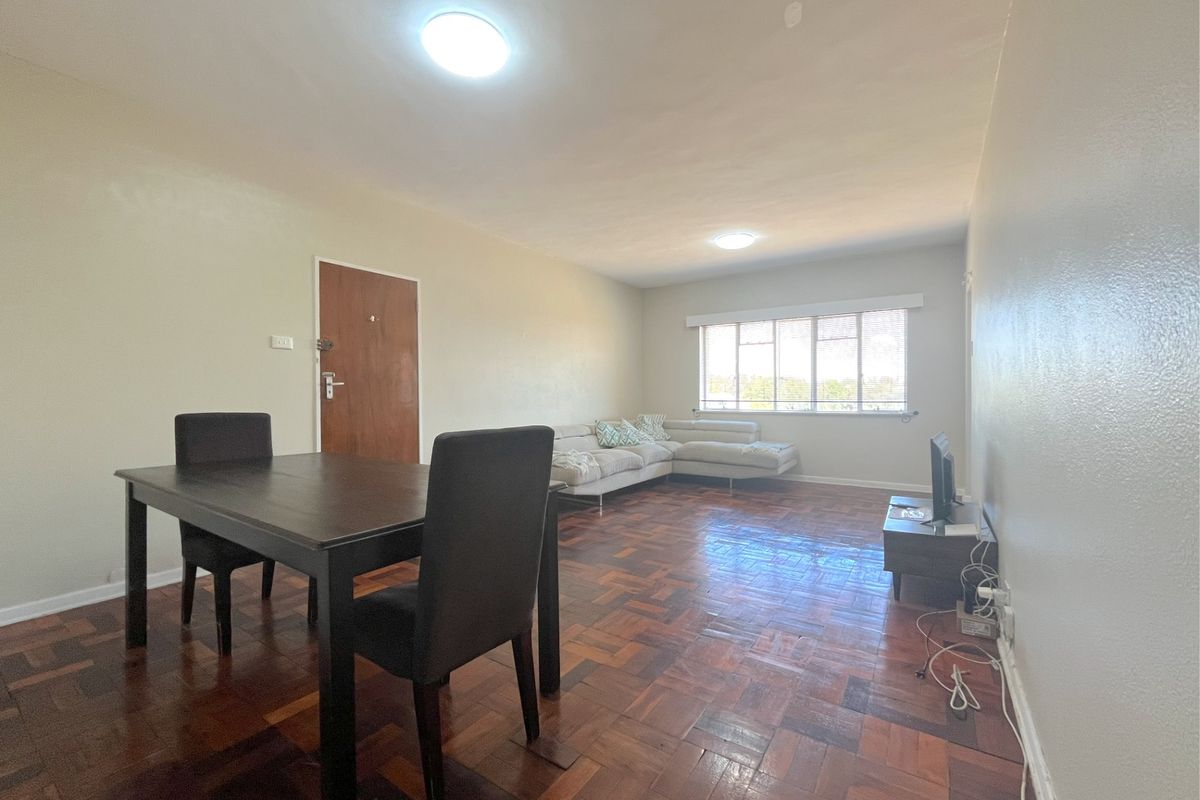 Apartment For Sale In Port Elizabeth - Photo 5