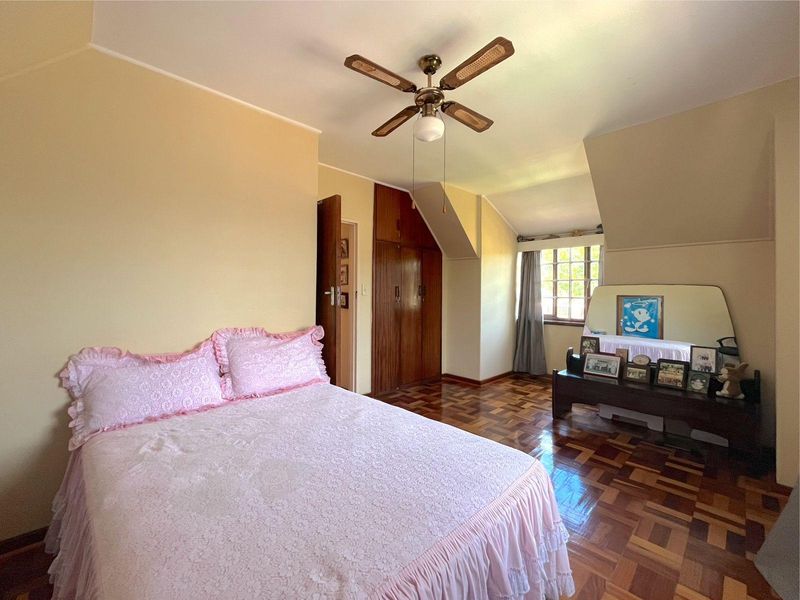 House Pending Sale In Port Elizabeth - Photo 8