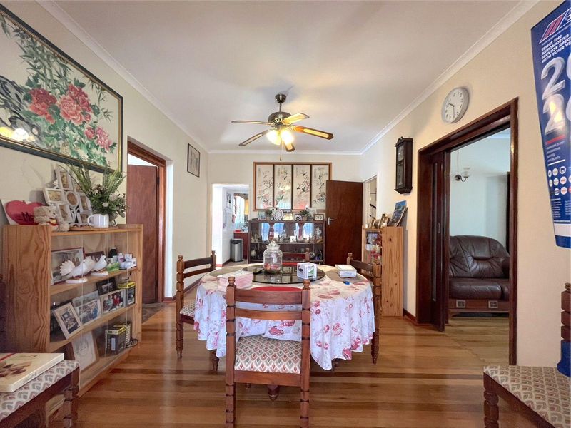 House Pending Sale In Port Elizabeth - Photo 4