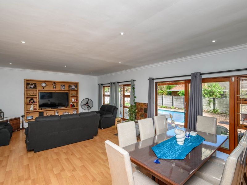 House For Sale In Port Elizabeth - Photo 3