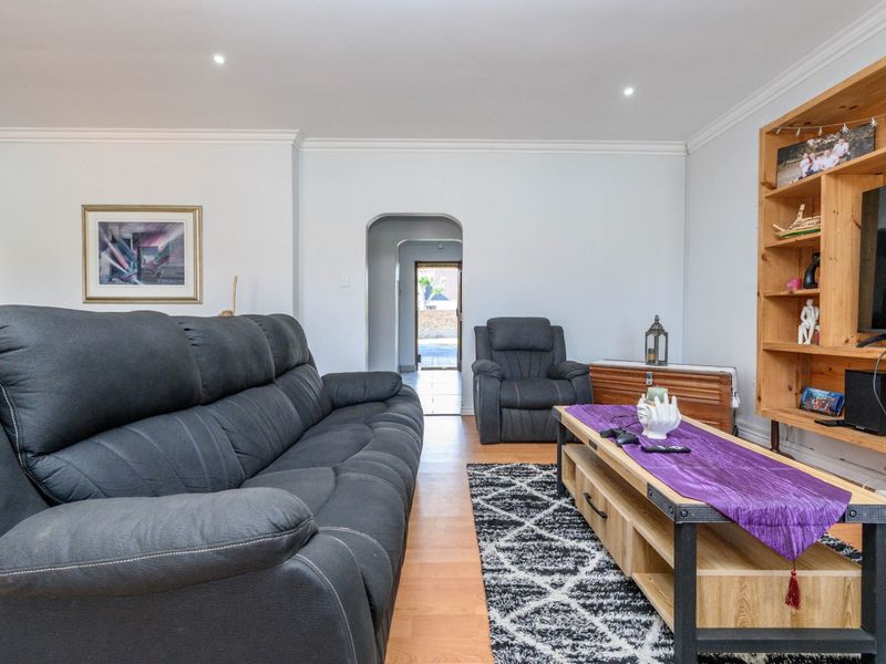 House For Sale In Port Elizabeth - Photo 5