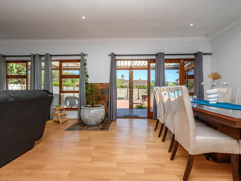 House For Sale In Port Elizabeth - Photo 4