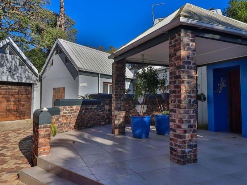 House For Sale In Port Elizabeth - Photo 3