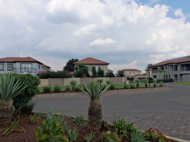 Cluster For Sale In Brakpan - Photo 2