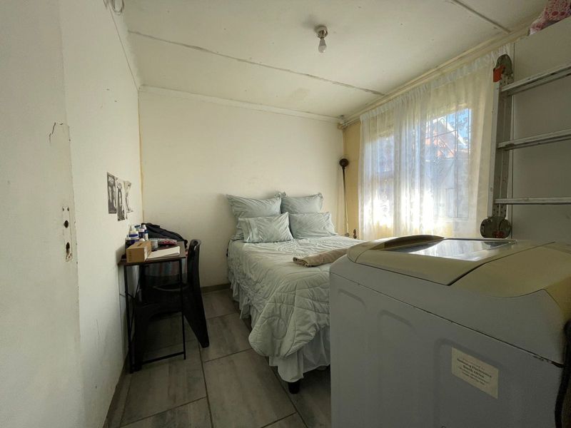 House For Sale In East London - Photo 7