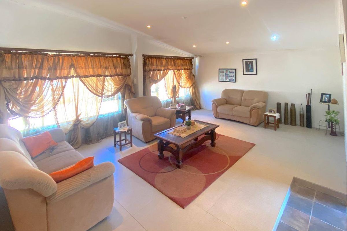 House Sold In Port Elizabeth - Photo 5