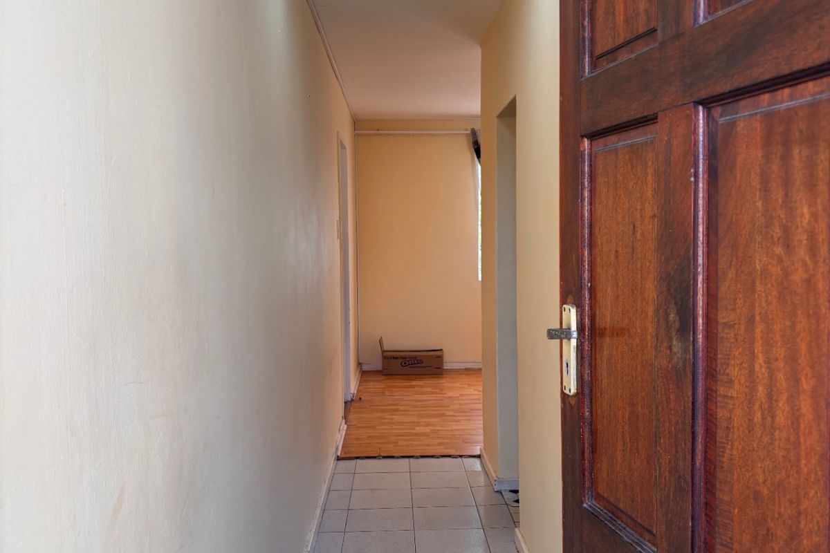 Apartment For Sale In Port Elizabeth - Photo 2