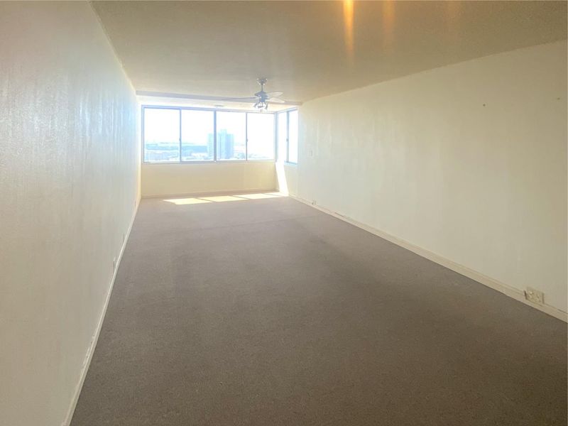 Apartment For Sale In Port Elizabeth - Photo 4