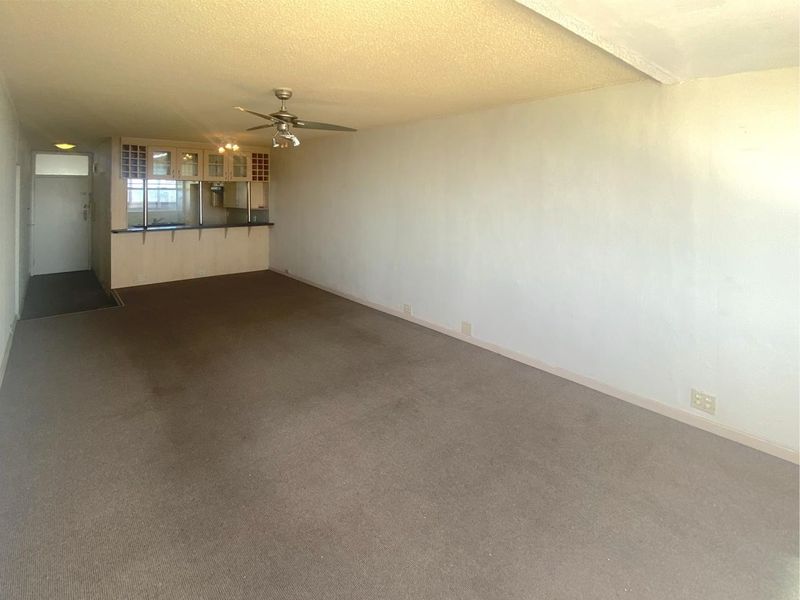 Apartment For Sale In Port Elizabeth - Photo 5