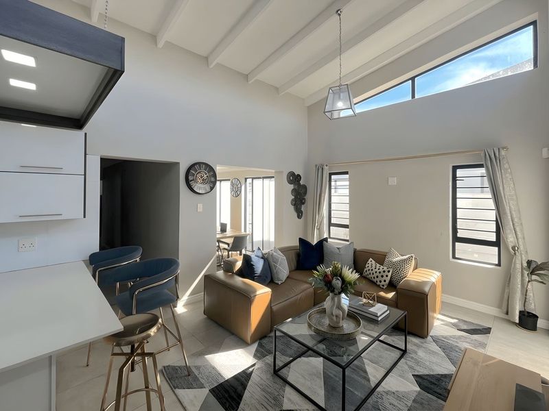 House For Sale In Port Elizabeth - Photo 6