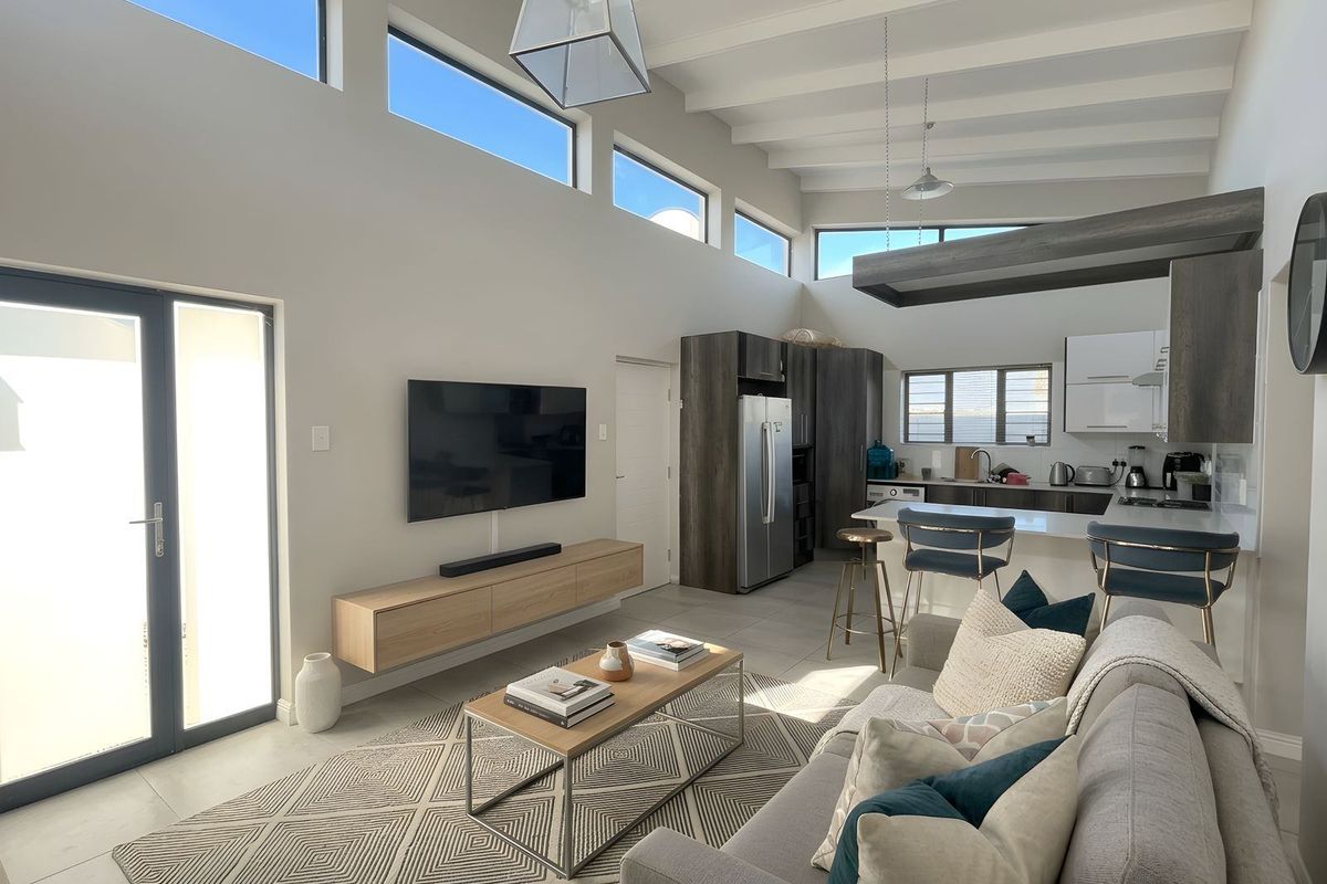 House For Sale In Port Elizabeth - Photo 3