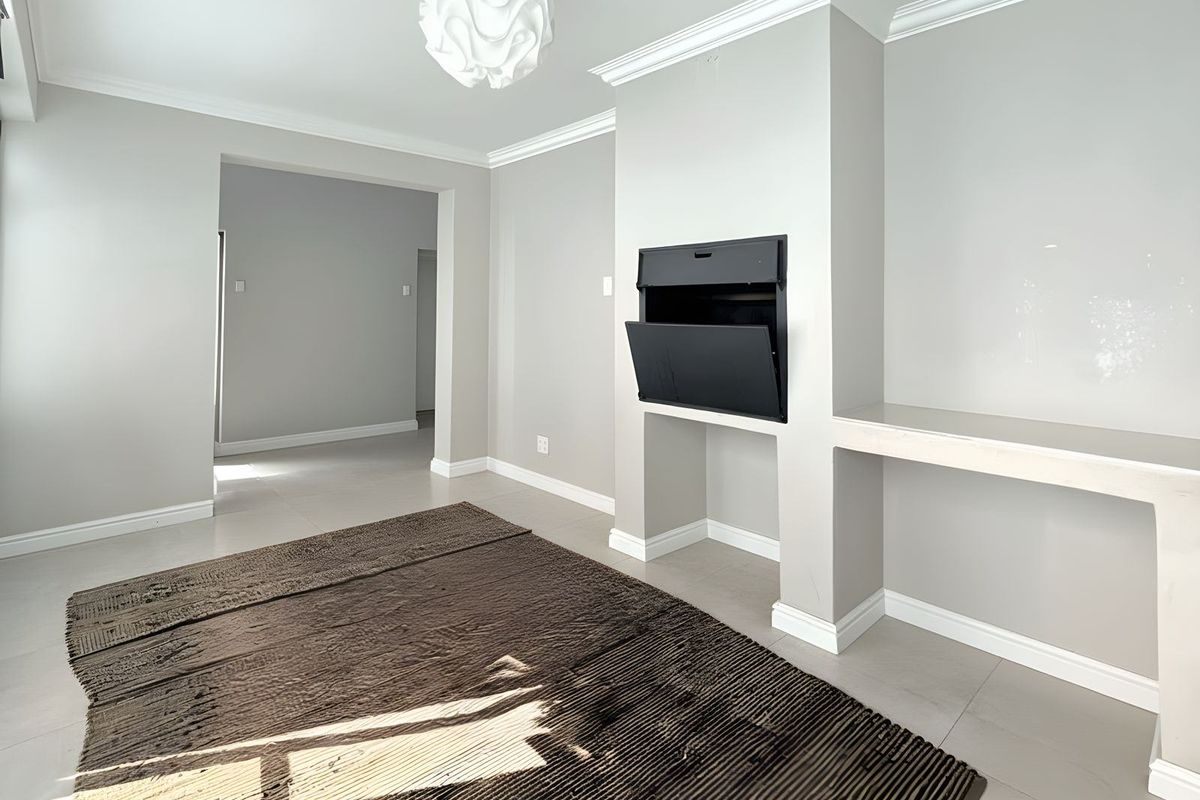 House For Sale In Port Elizabeth - Photo 5