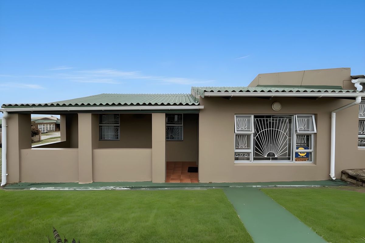 House Pending Sale In Port Elizabeth - Photo 3