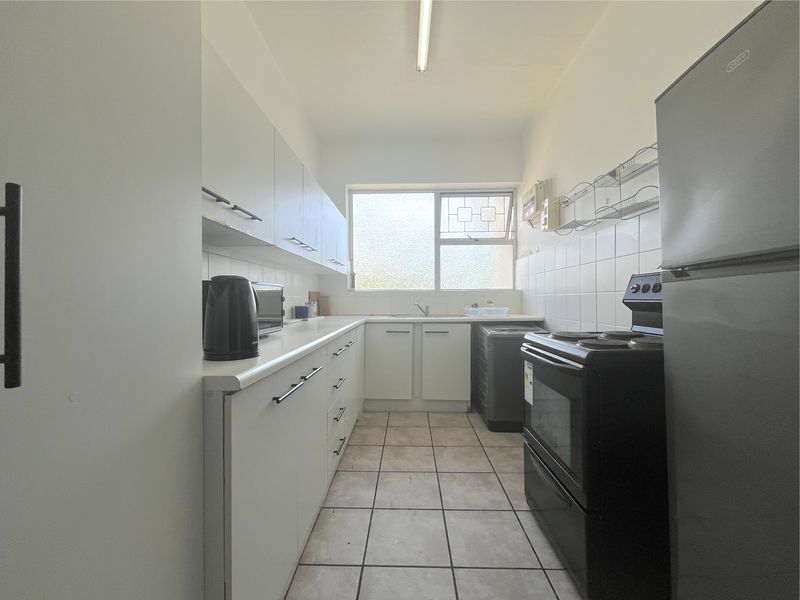 Apartment For Sale In Port Elizabeth - Photo 5