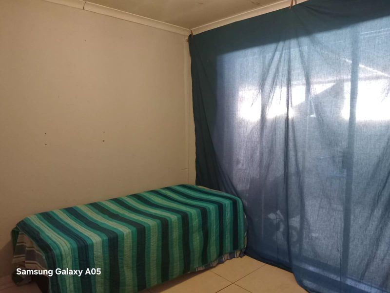 House For Sale In Benoni - Photo 10